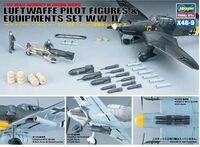 36109, Luftwaffe Pilot Figures & Equipament Set W.W.II, 1/48, Hasewaga.