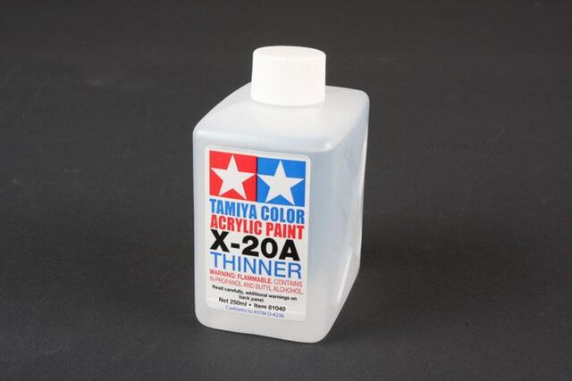 81040,  X-20A Thinner, Tamiya.